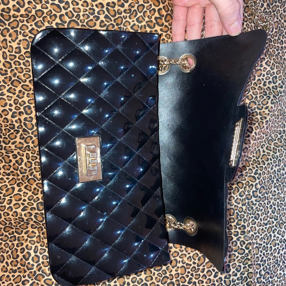 Black purse - Picture 2 of 4